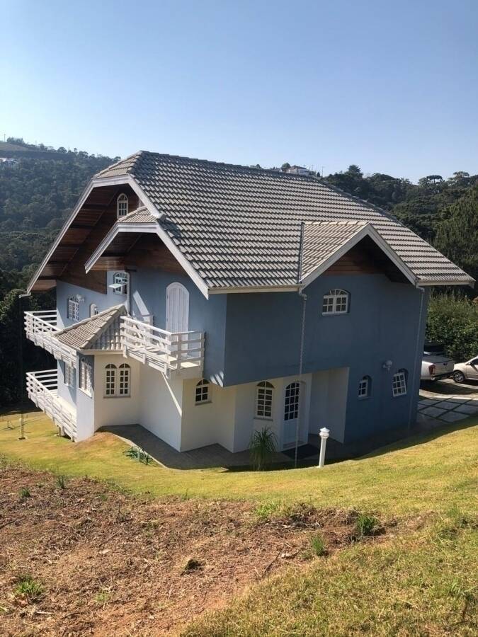 #1977 - Casa em condomínio para Venda em Campos do Jordão - SP