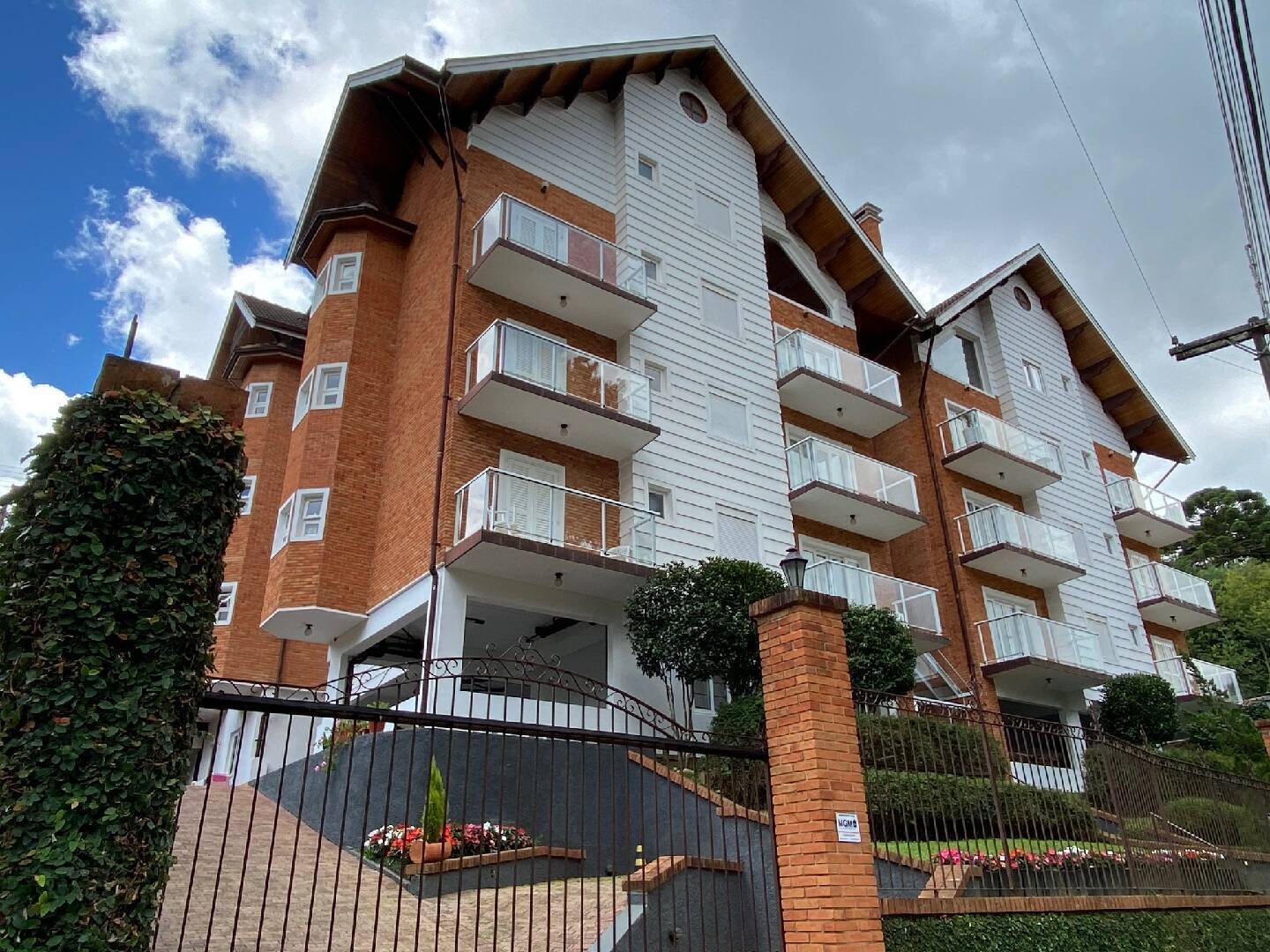 #1615 - Apartamento para Venda em Campos do Jordão - SP