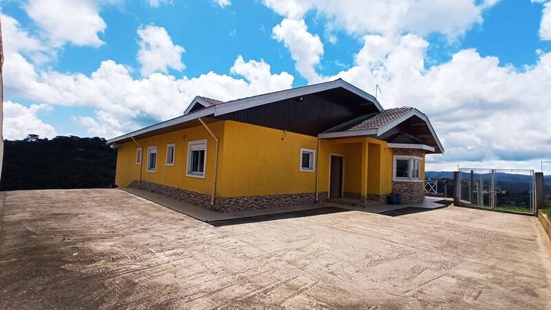 #2140 - Casa para Venda em Campos do Jordão - SP