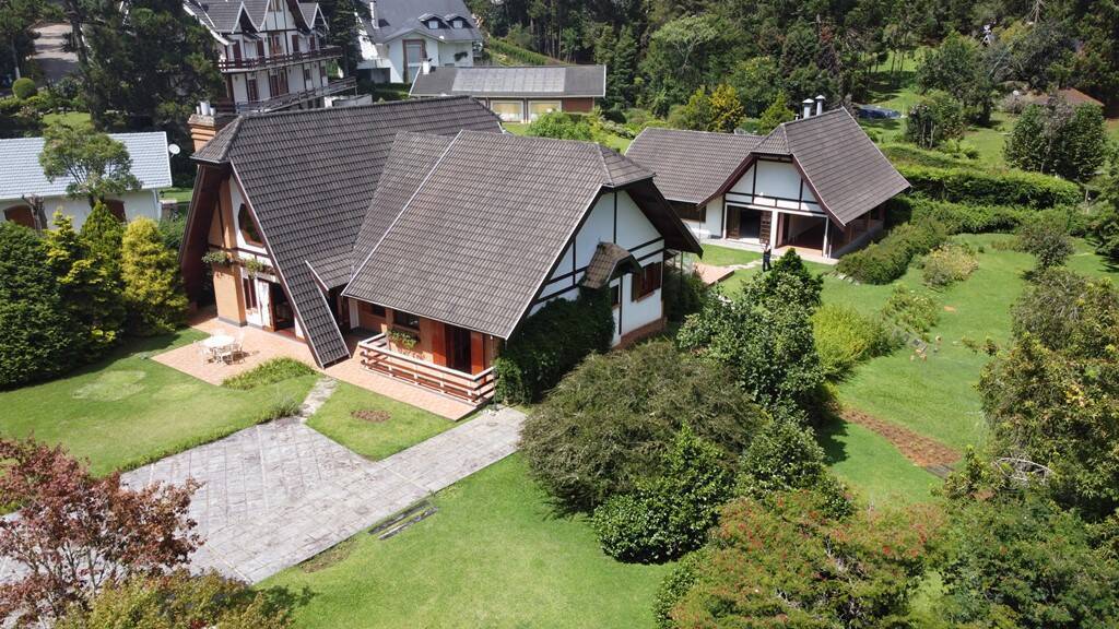 #2148 - Casa para Venda em Campos do Jordão - SP