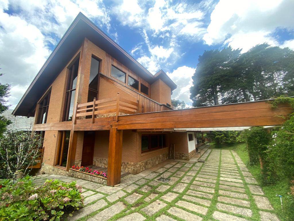 #2286 - Casa para Venda em Campos do Jordão - SP