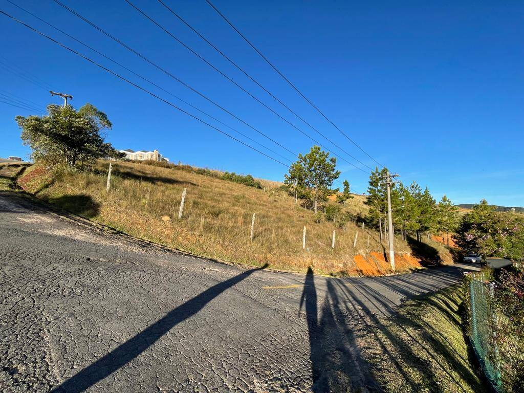 #2320 - Terreno em condomínio para Venda em Campos do Jordão - SP