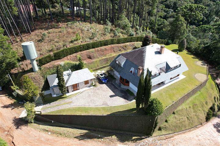#2317 - Casa para Venda em Campos do Jordão - SP