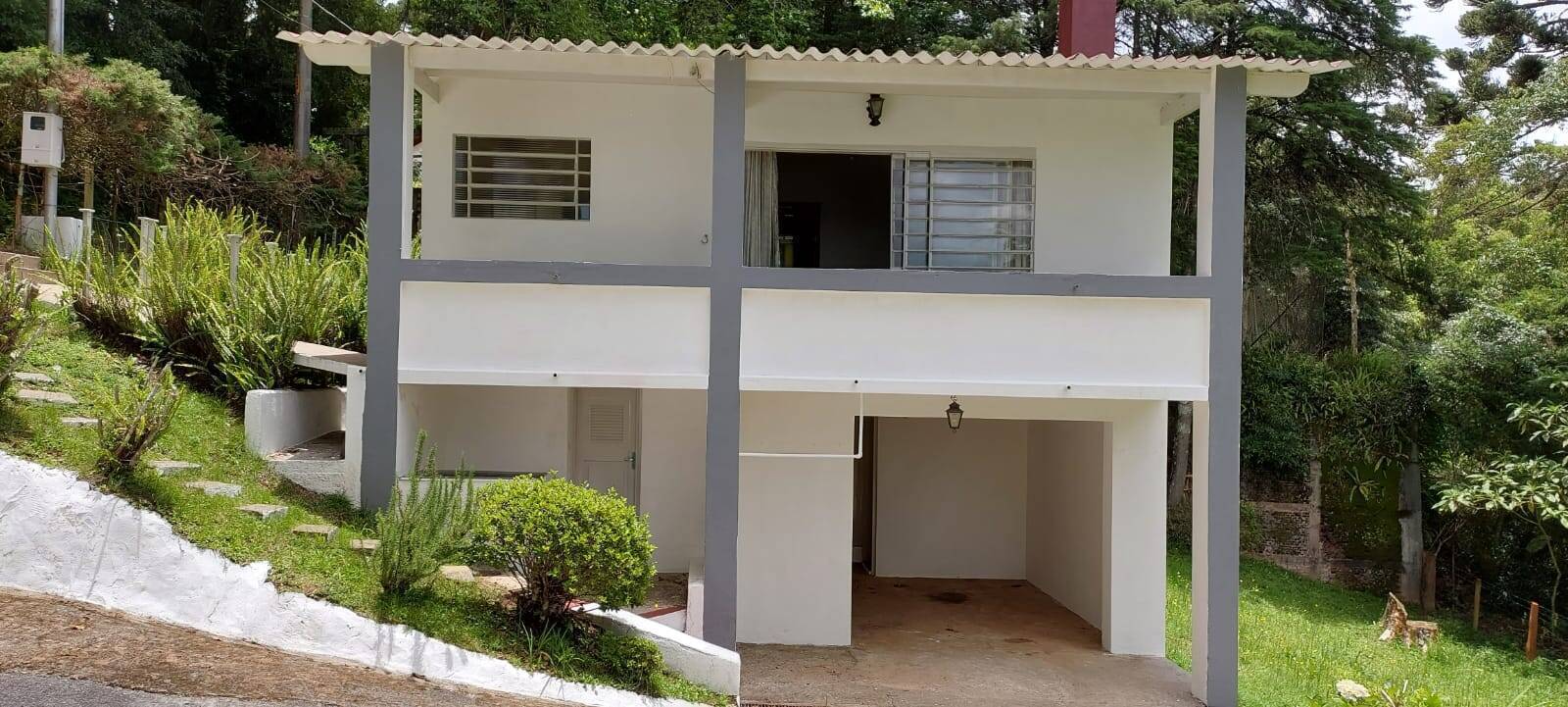 #2379 - Casa para Venda em Campos do Jordão - SP