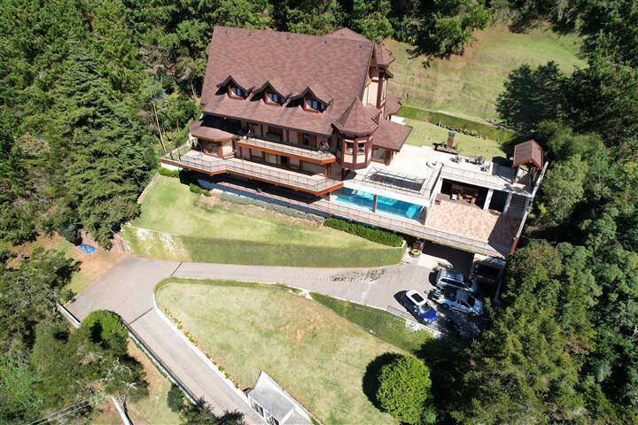 #2444 - Pousada para Venda em Campos do Jordão - SP