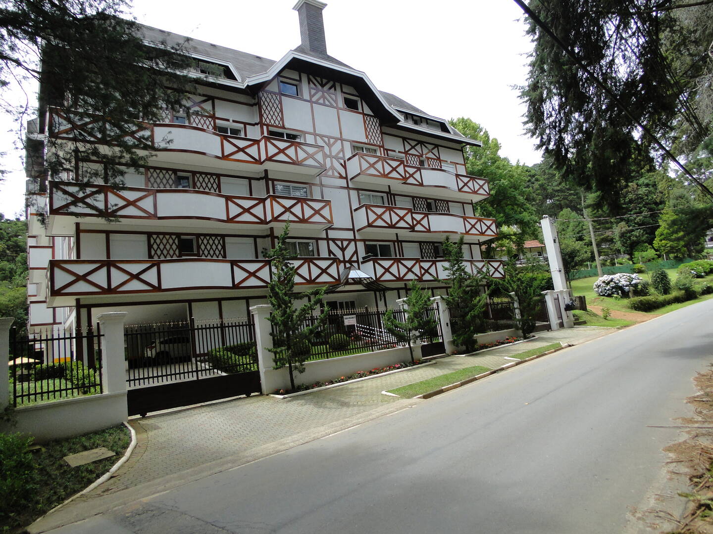 #2474 - Apartamento para Venda em Campos do Jordão - SP
