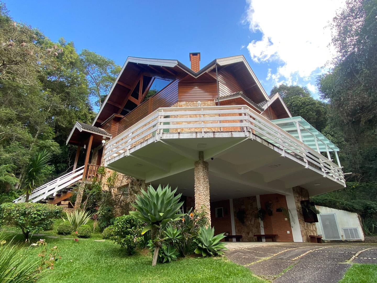 #2481 - Casa para Venda em Campos do Jordão - SP