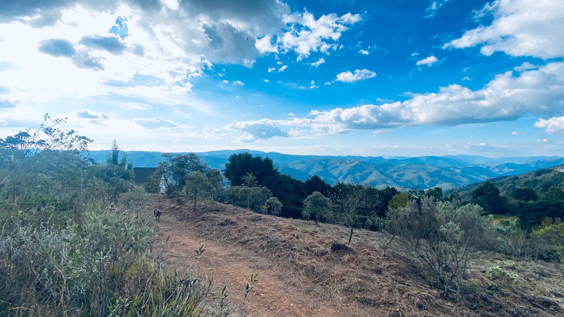 #2496 - Terreno em condomínio para Venda em Campos do Jordão - SP