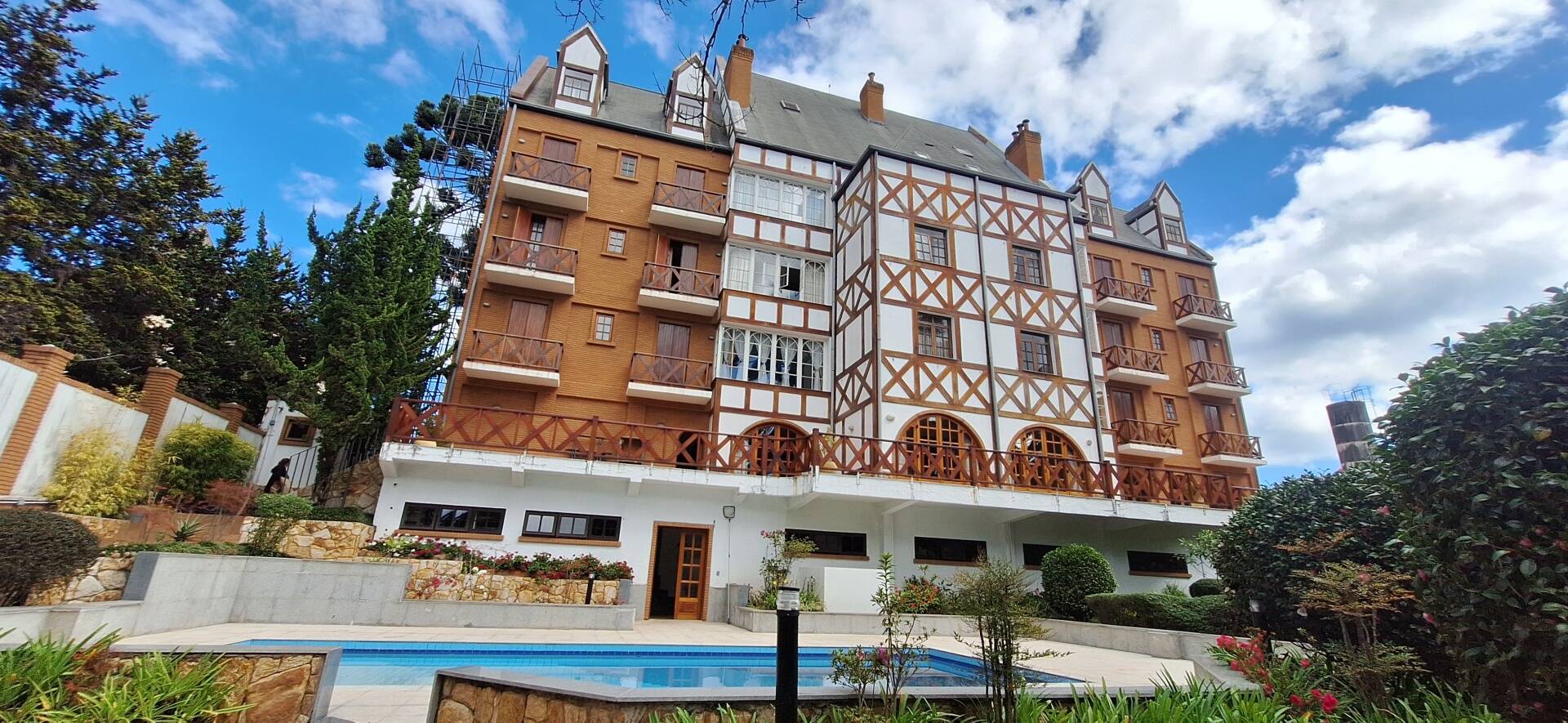 #561 - Apartamento para Venda em Campos do Jordão - SP