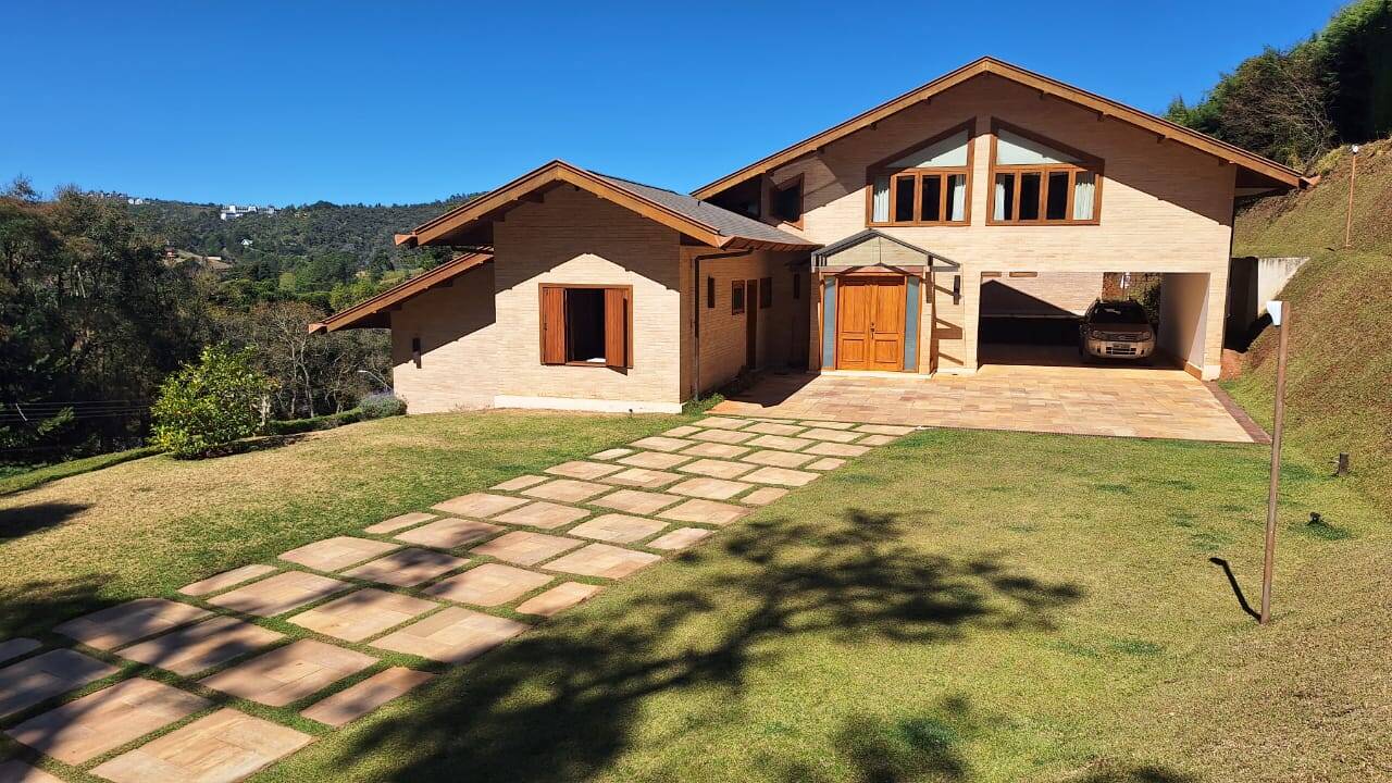 #2452 - Casa para Venda em Campos do Jordão - SP
