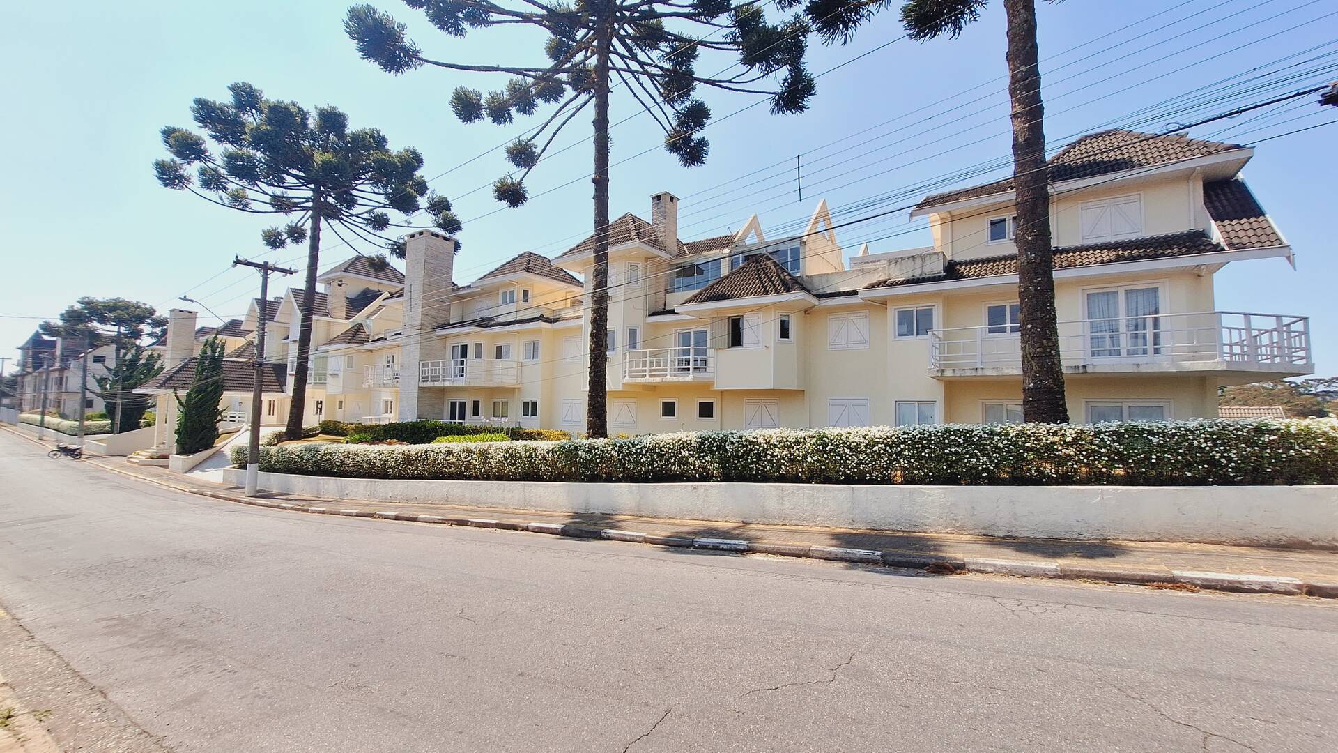 #2533 - Apartamento para Venda em Campos do Jordão - SP