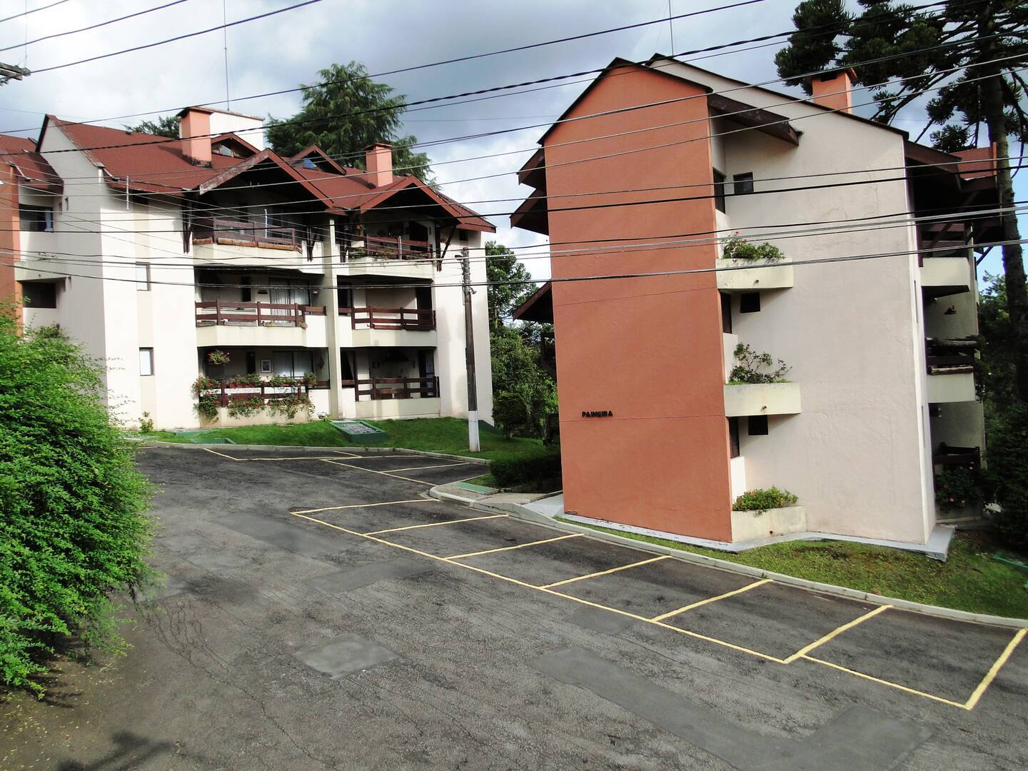 #2556 - Apartamento para Venda em Campos do Jordão - SP