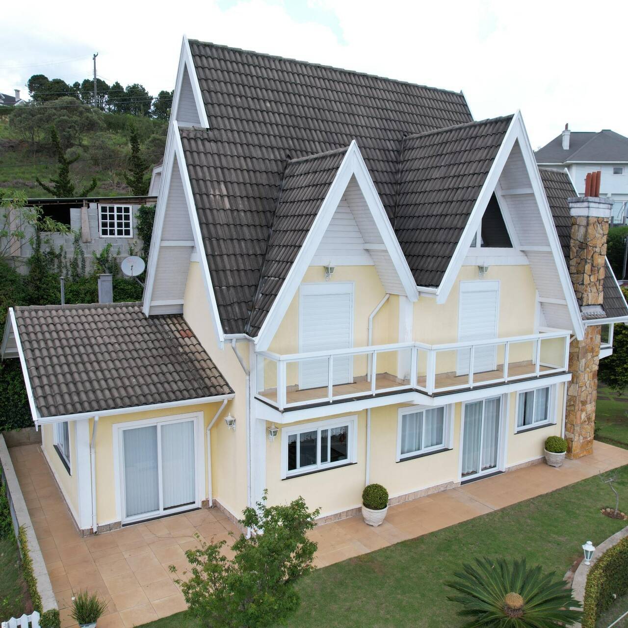 #2559 - Casa em condomínio para Venda em Campos do Jordão - SP