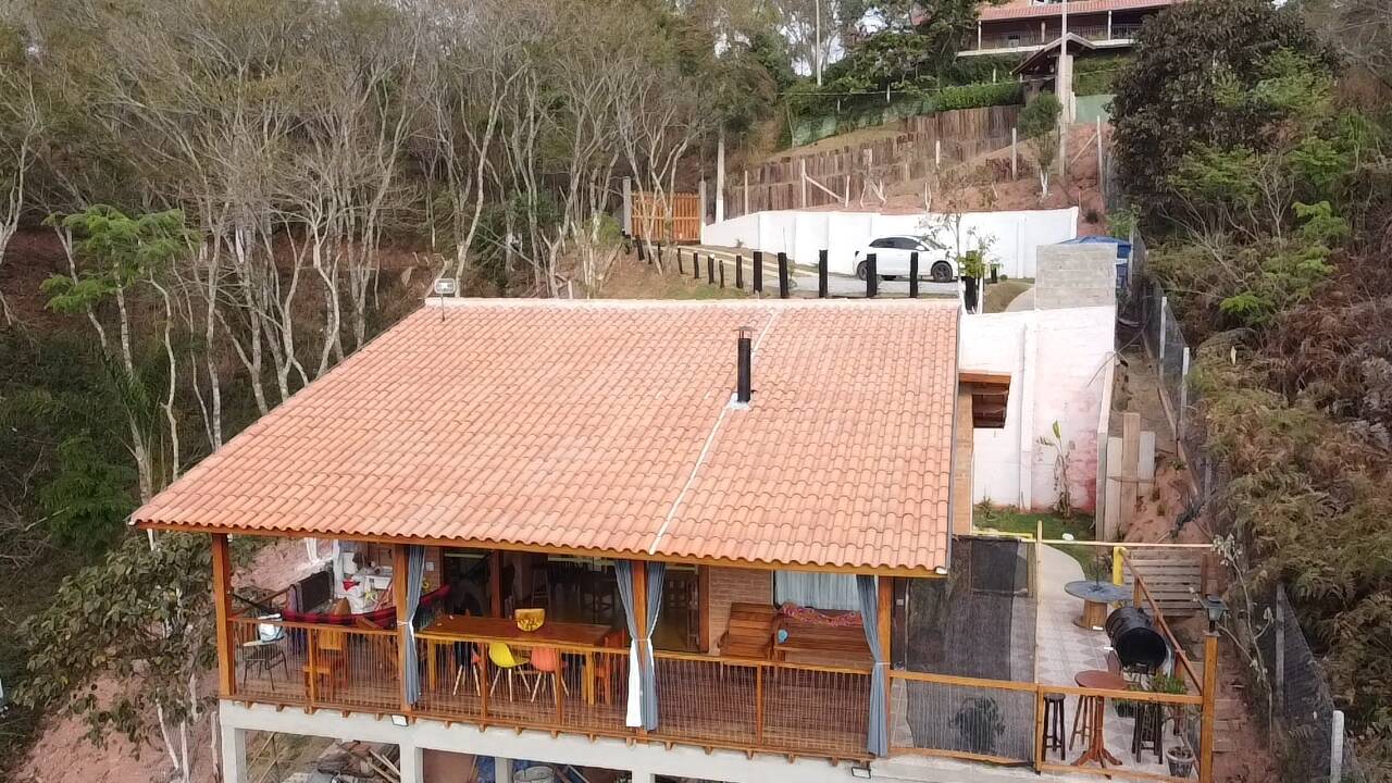 #2580 - Casa para Venda em Santo Antônio do Pinhal - SP