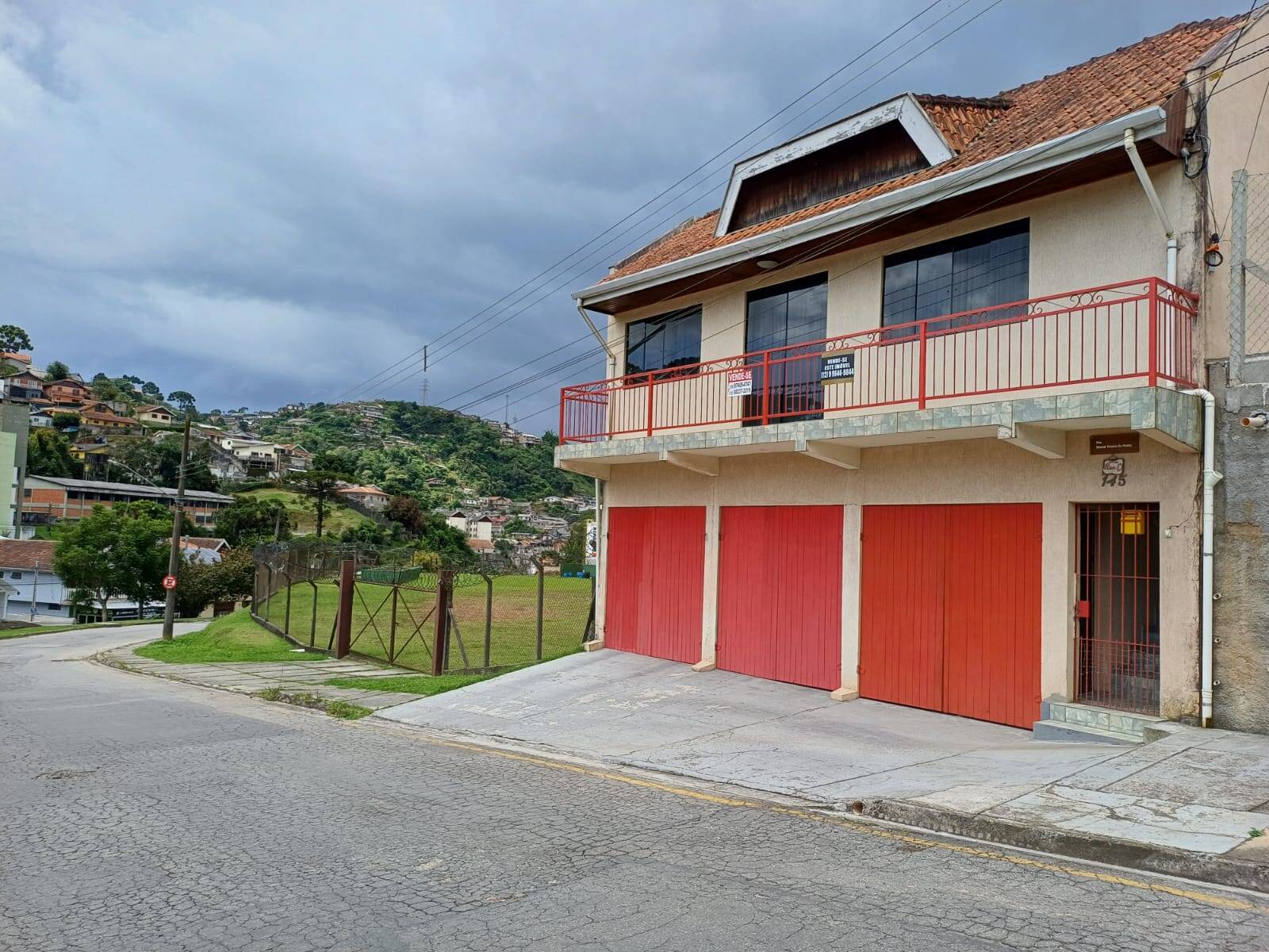 #2600 - Casa para Venda em Campos do Jordão - SP