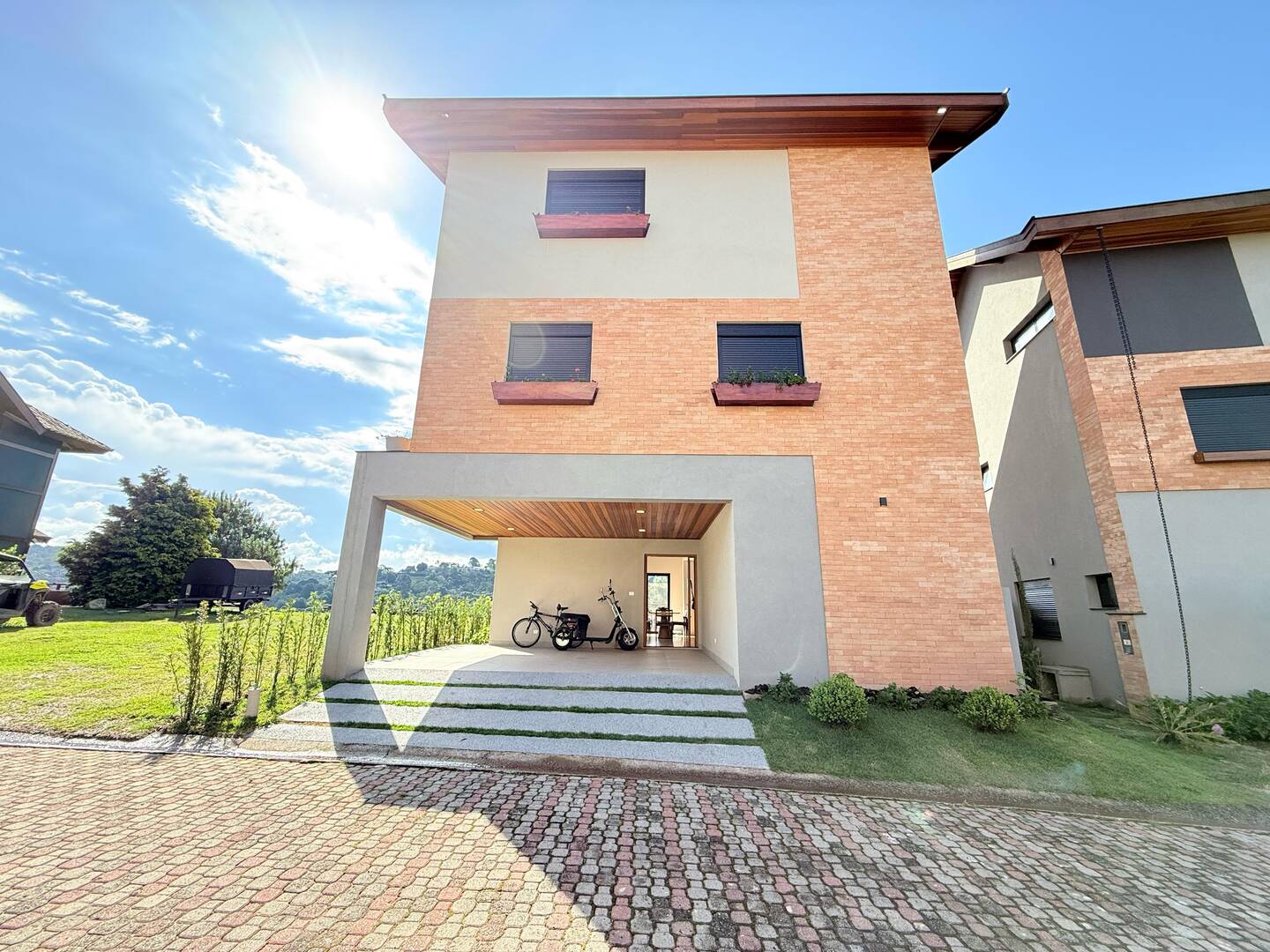 #2612 - Casa em condomínio para Venda em Campos do Jordão - SP