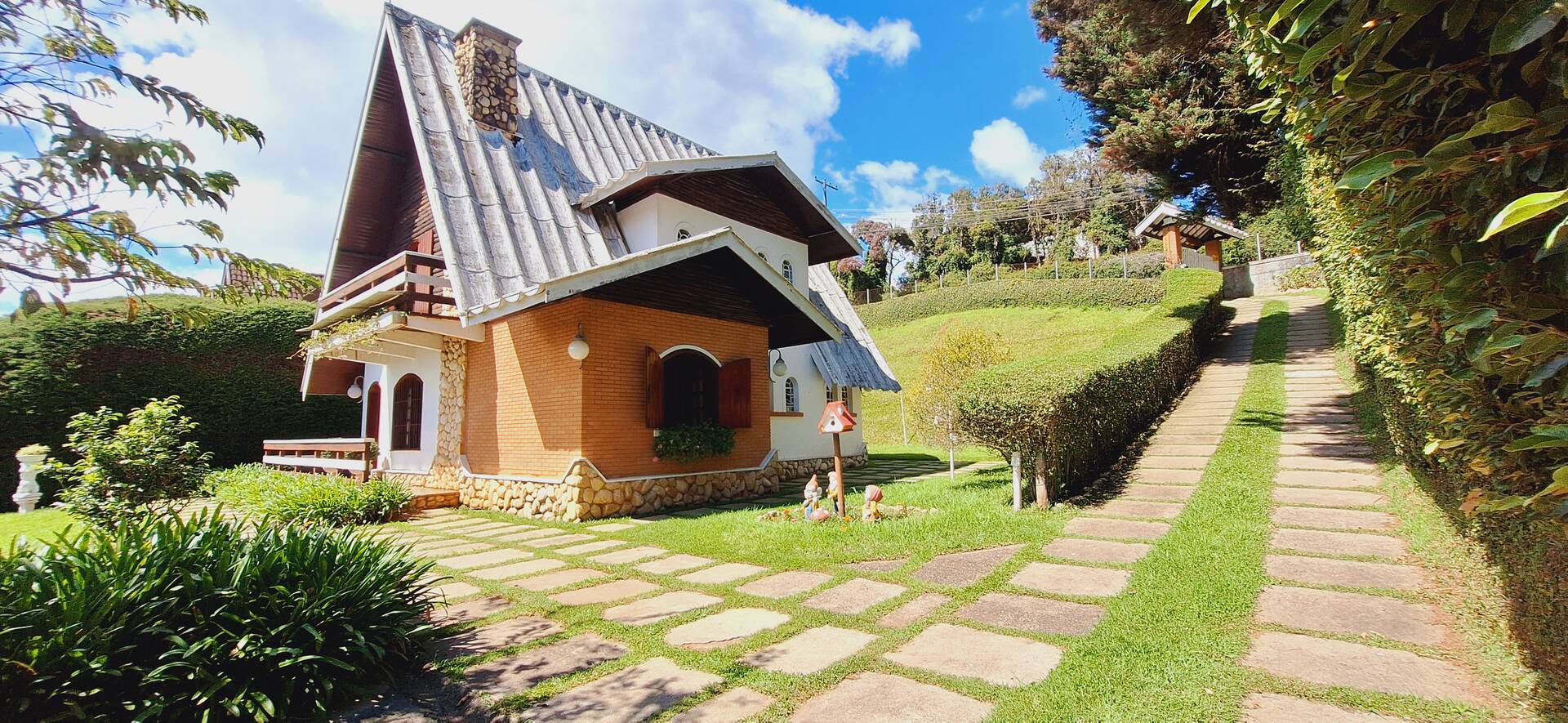 #2614 - Casa para Venda em Campos do Jordão - SP