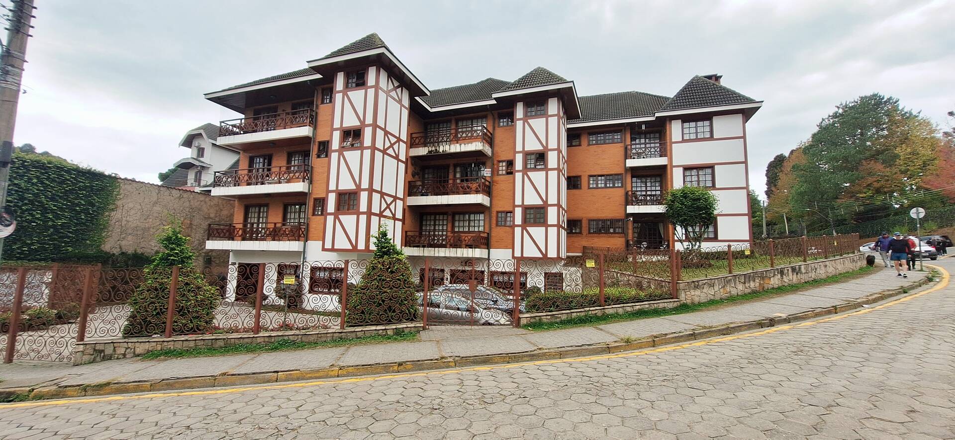 #2630 - Apartamento para Venda em Campos do Jordão - SP