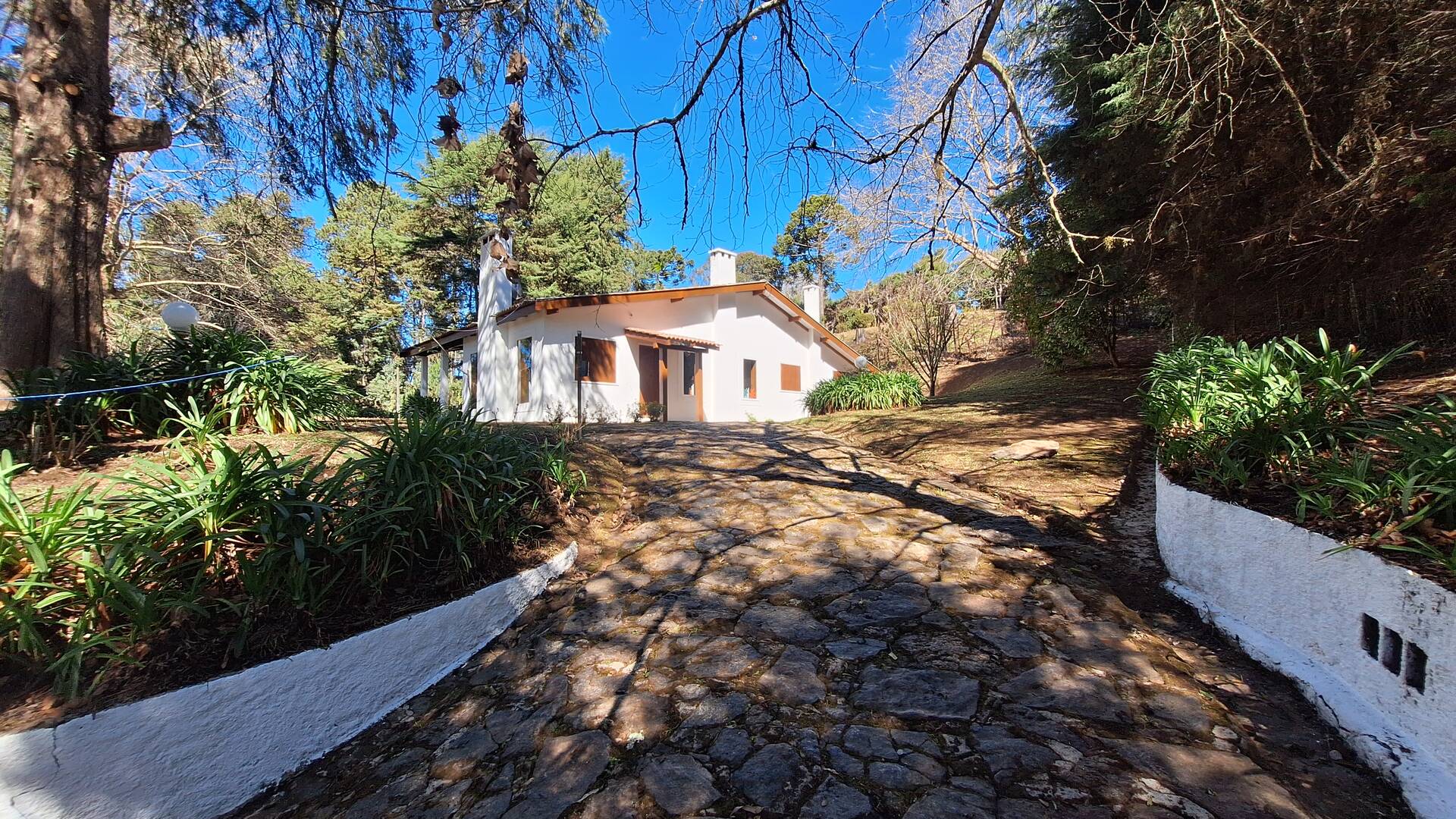 #2659 - Casa para Venda em Campos do Jordão - SP