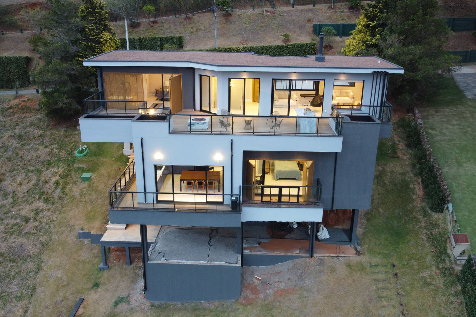 #2679 - Casa em condomínio para Venda em Santo Antônio do Pinhal - SP