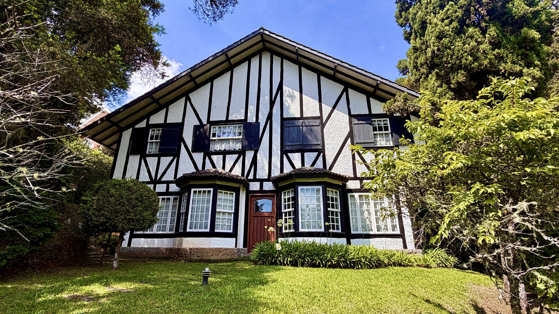 #2706 - Casa em condomínio para Venda em Campos do Jordão - SP