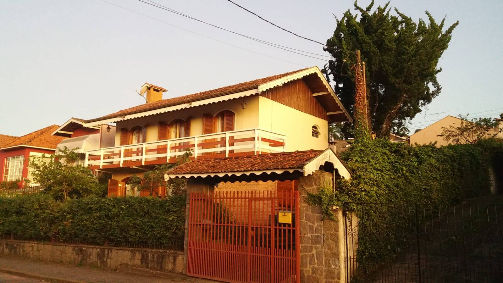 #2735 - Casa para Venda em Campos do Jordão - SP