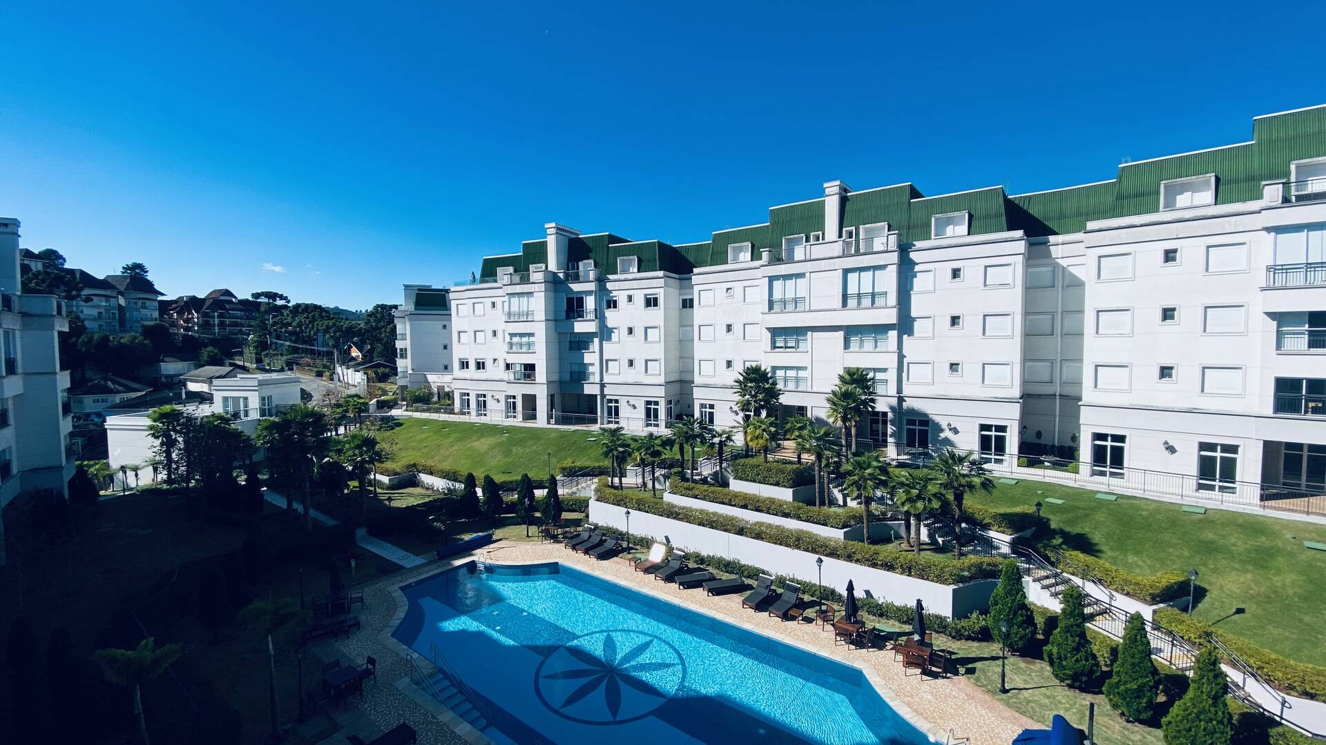 #2745 - Apartamento para Venda em Campos do Jordão - SP