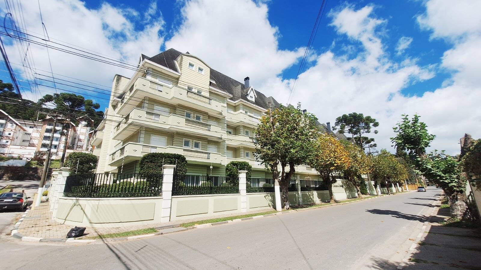#2747 - Apartamento para Venda em Campos do Jordão - SP