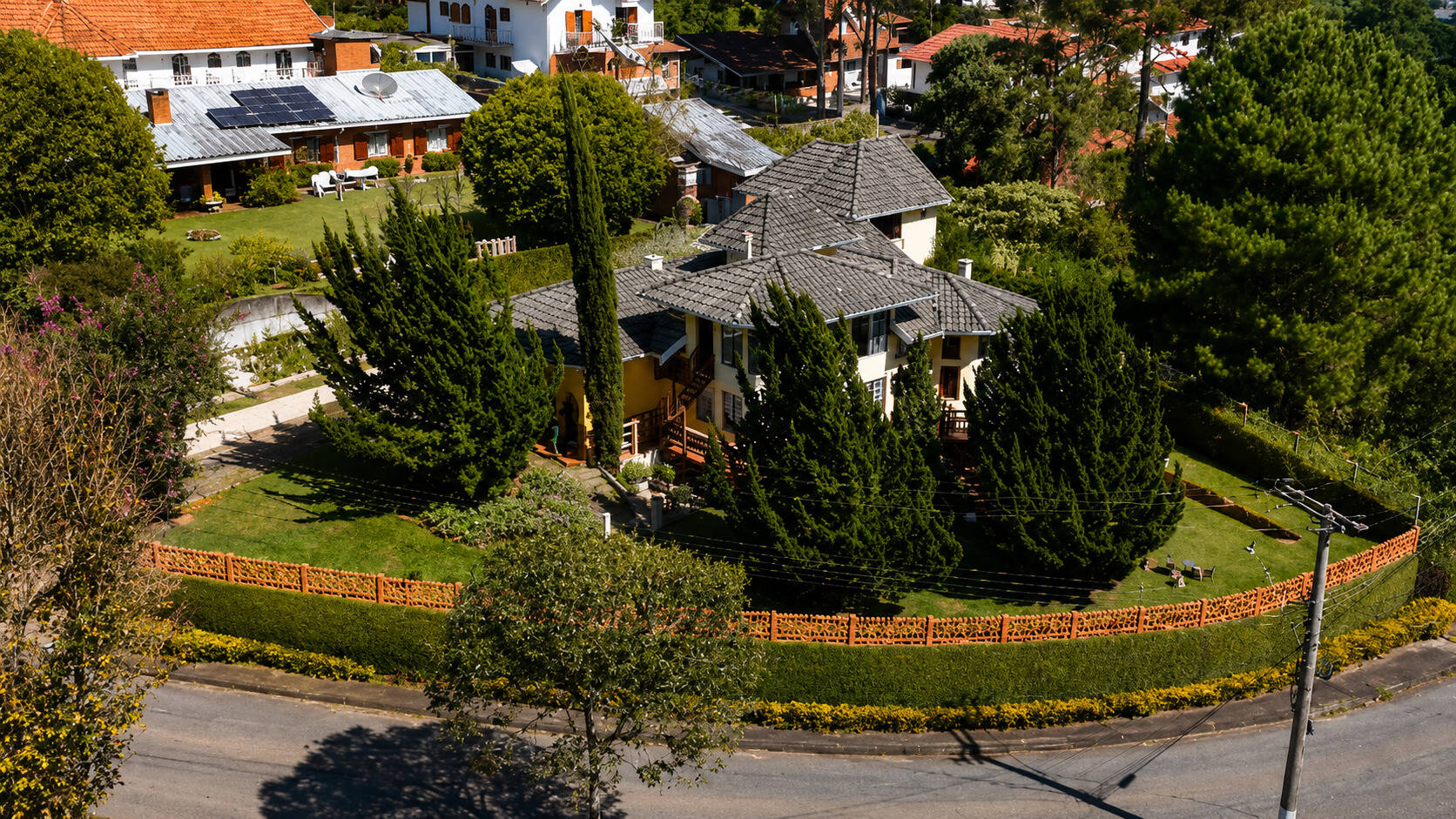 #2752 - Casa para Venda em Campos do Jordão - SP