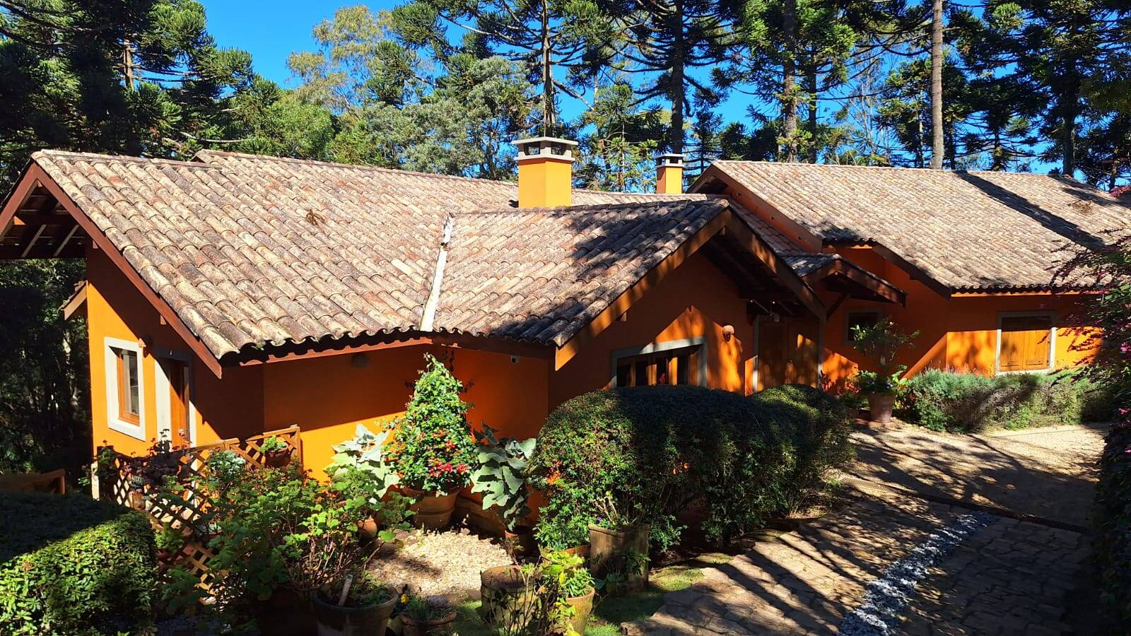 #2760 - Casa para Venda em Campos do Jordão - SP