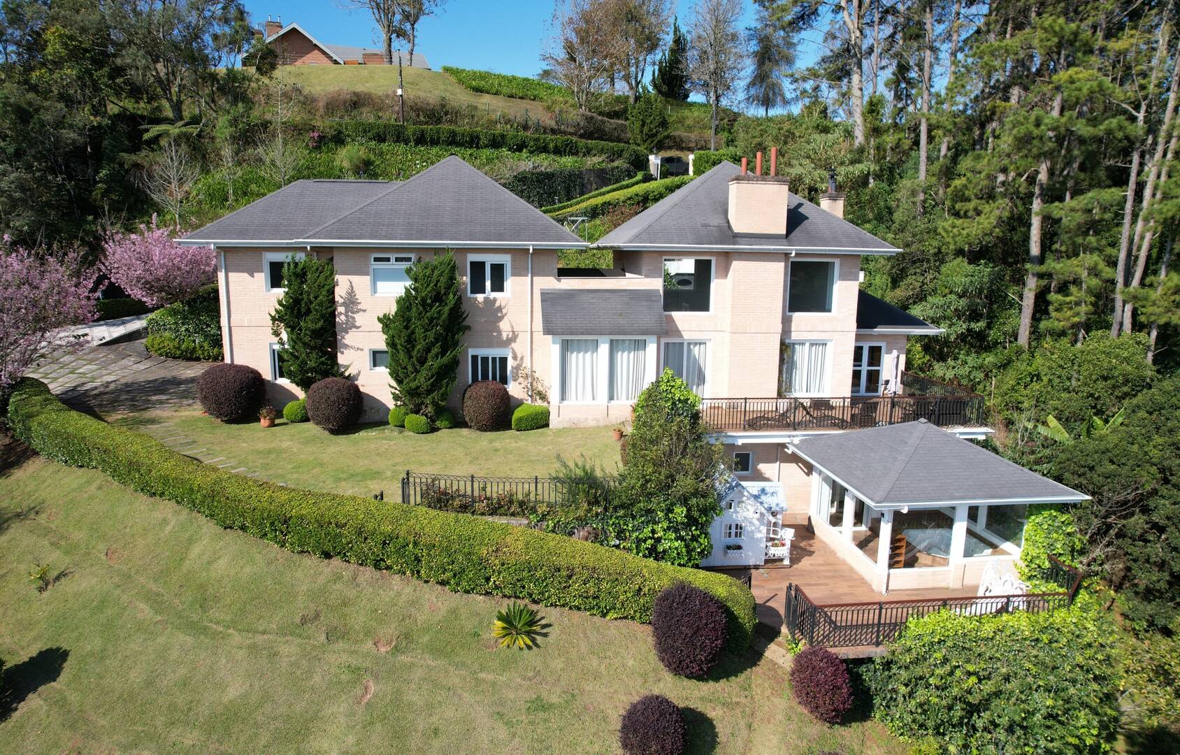 #2187 - Casa em condomínio para Venda em Campos do Jordão - SP
