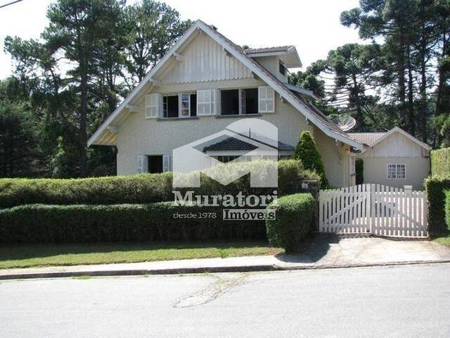 #939 - Casa para Venda em Campos do Jordão - SP