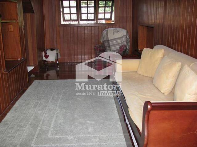 Casa para Venda em Campos do Jordão - 5