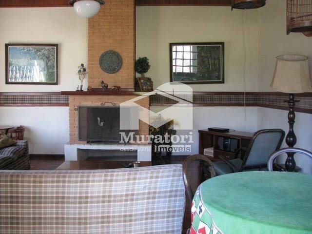 #939 - Casa para Venda em Campos do Jordão - SP