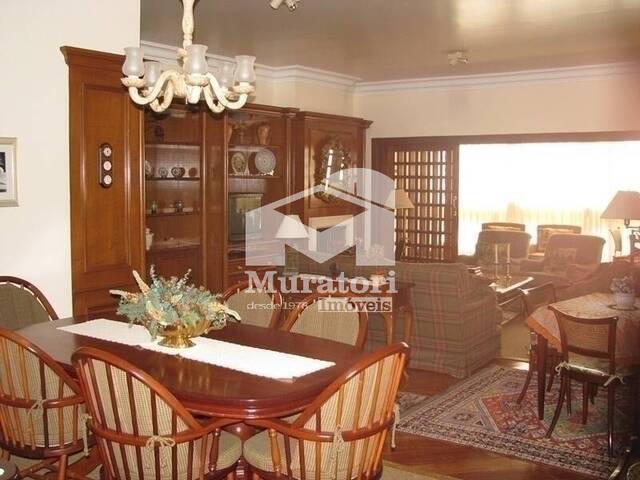 #957 - Apartamento para Venda em Campos do Jordão - SP