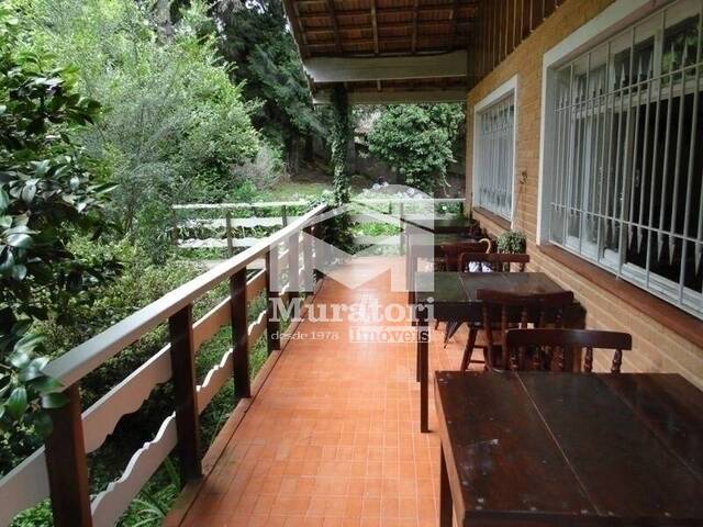 Casa para Venda em Campos do Jordão - 2