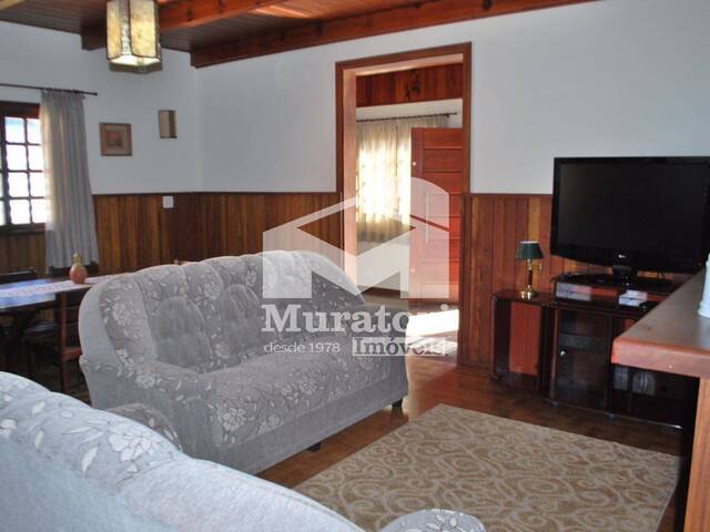 #2106 - Casa para Venda em Campos do Jordão - SP