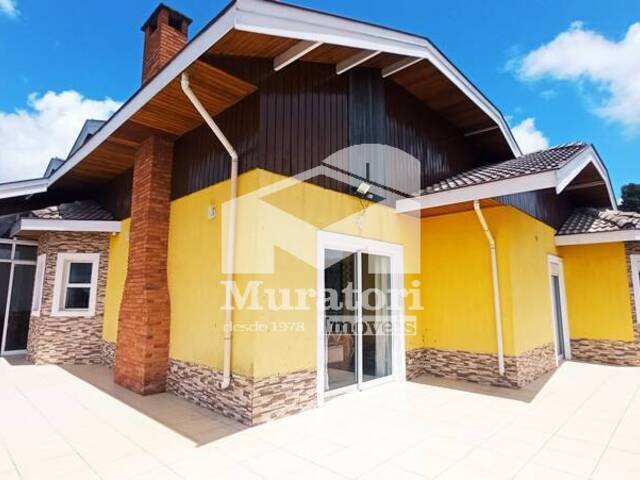 #2140 - Casa para Venda em Campos do Jordão - SP