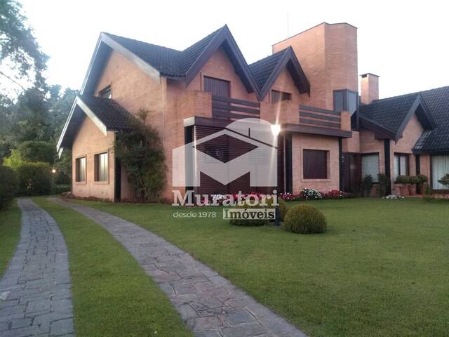 #423 - Casa para Venda em Campos do Jordão - SP