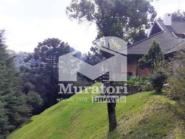 #2176 - Casa para Venda em Campos do Jordão - SP