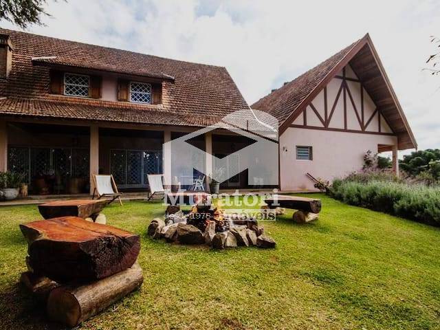 #2180 - Casa para Venda em Campos do Jordão - SP