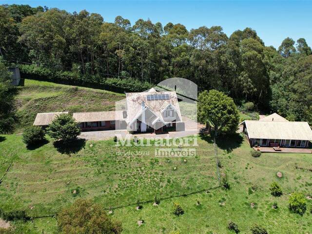 #2271 - Casa para Venda em Campos do Jordão - SP