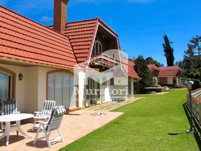 #1211 - Casa para Venda em Campos do Jordão - SP