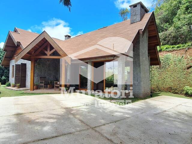 #2427 - Casa para Venda em Campos do Jordão - SP