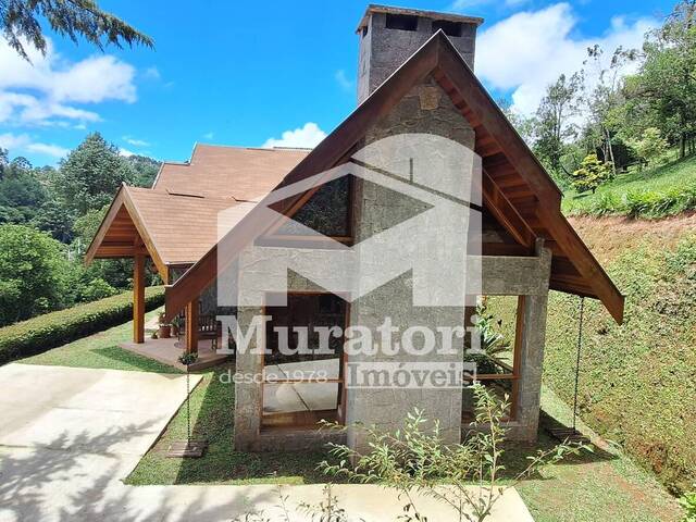 #2427 - Casa para Venda em Campos do Jordão - SP