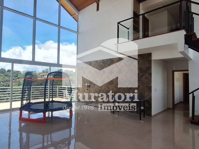 Casa para Venda em Campos do Jordão - 4