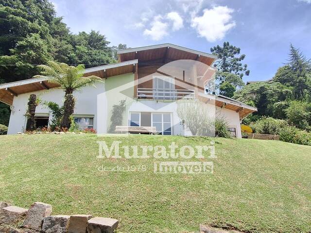 #153 - Casa para Venda em Campos do Jordão - SP