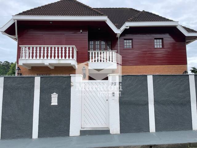 #2499 - Casa para Venda em Campos do Jordão - SP