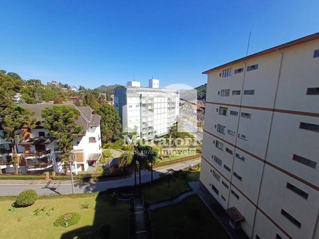 Apartamento para Venda em Campos do Jordão - 2