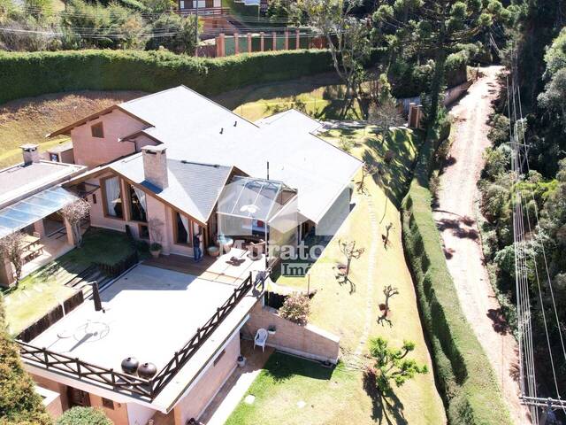 #2452 - Casa para Venda em Campos do Jordão - SP